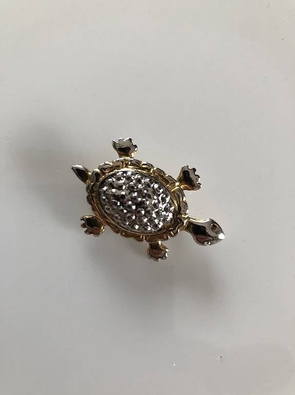 Broches & Aiguilles: Broche  – D'occasion à Blonay par Jmt02