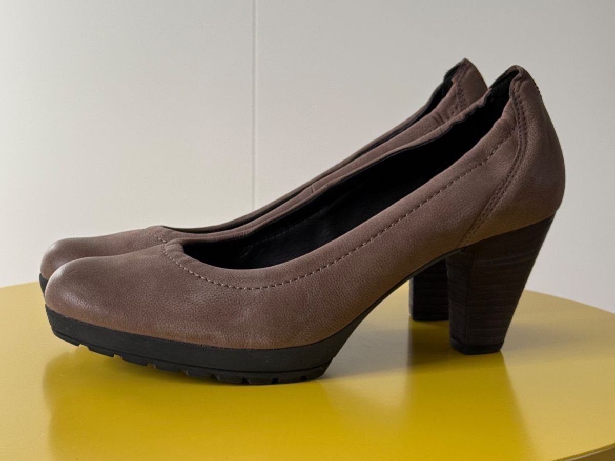 Högl Scarpe da donna: Högl Damenpumps, neu – Nuovo e nell'imballaggio originale da Schaffhausen venduto da ModestyB