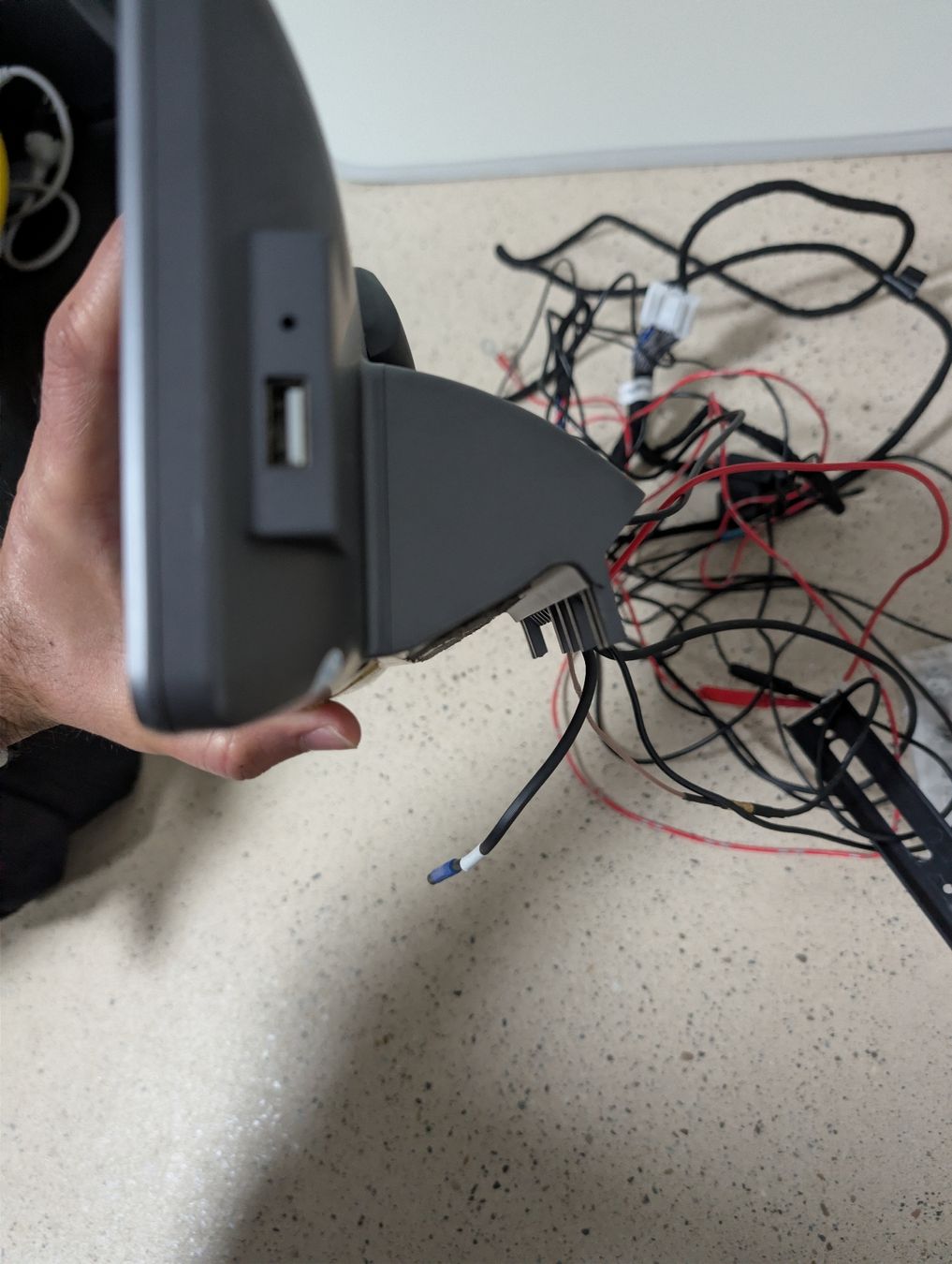 Tesla Tutti pezzi di ricambio auto: Hansshow Tesla model 3 2021, 2022 dashboard Display android – Usato da Oberhasli venduto da awaisgman 3