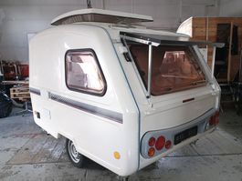 Niewiadow N126d MFK freier 750kg Wohnwagen, komplett Gasfrei