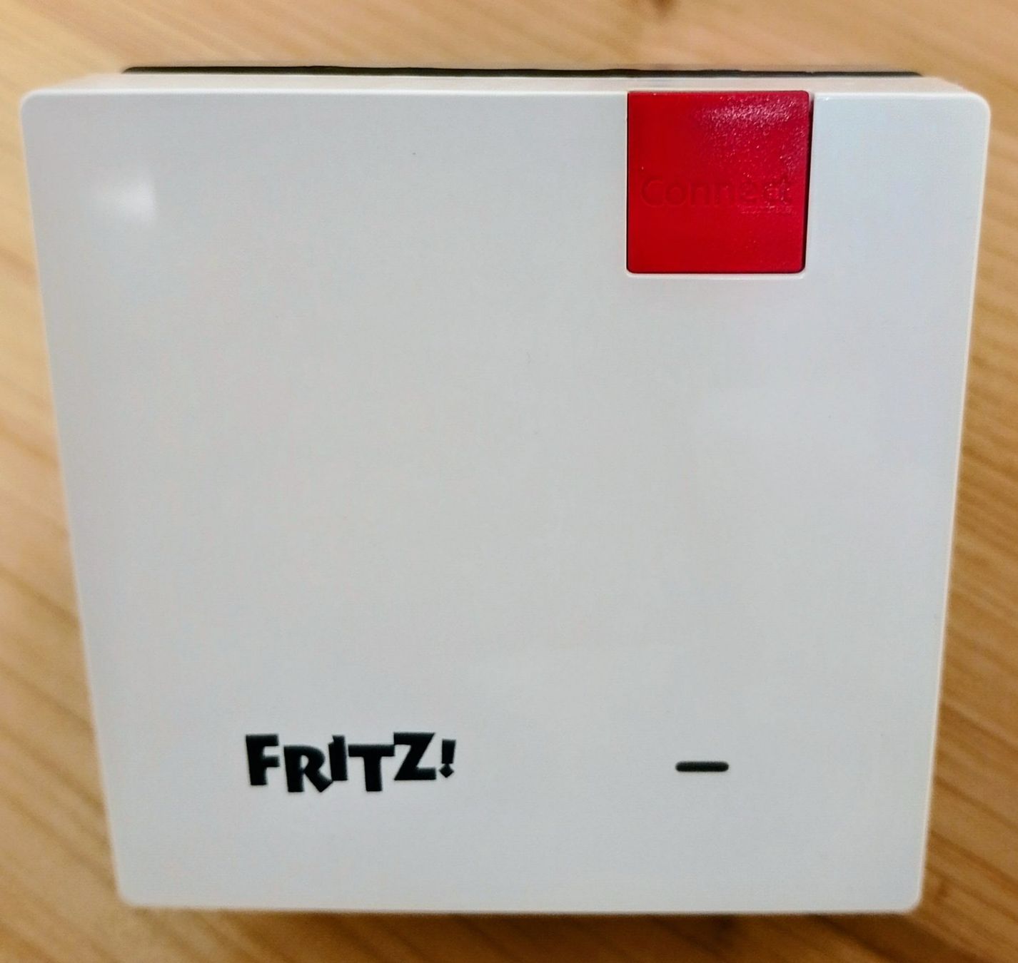 WiFi: FRITZ! Box Repeater 1200 AX NEU! – Neuf (Voir description) à Brienz BE par stora