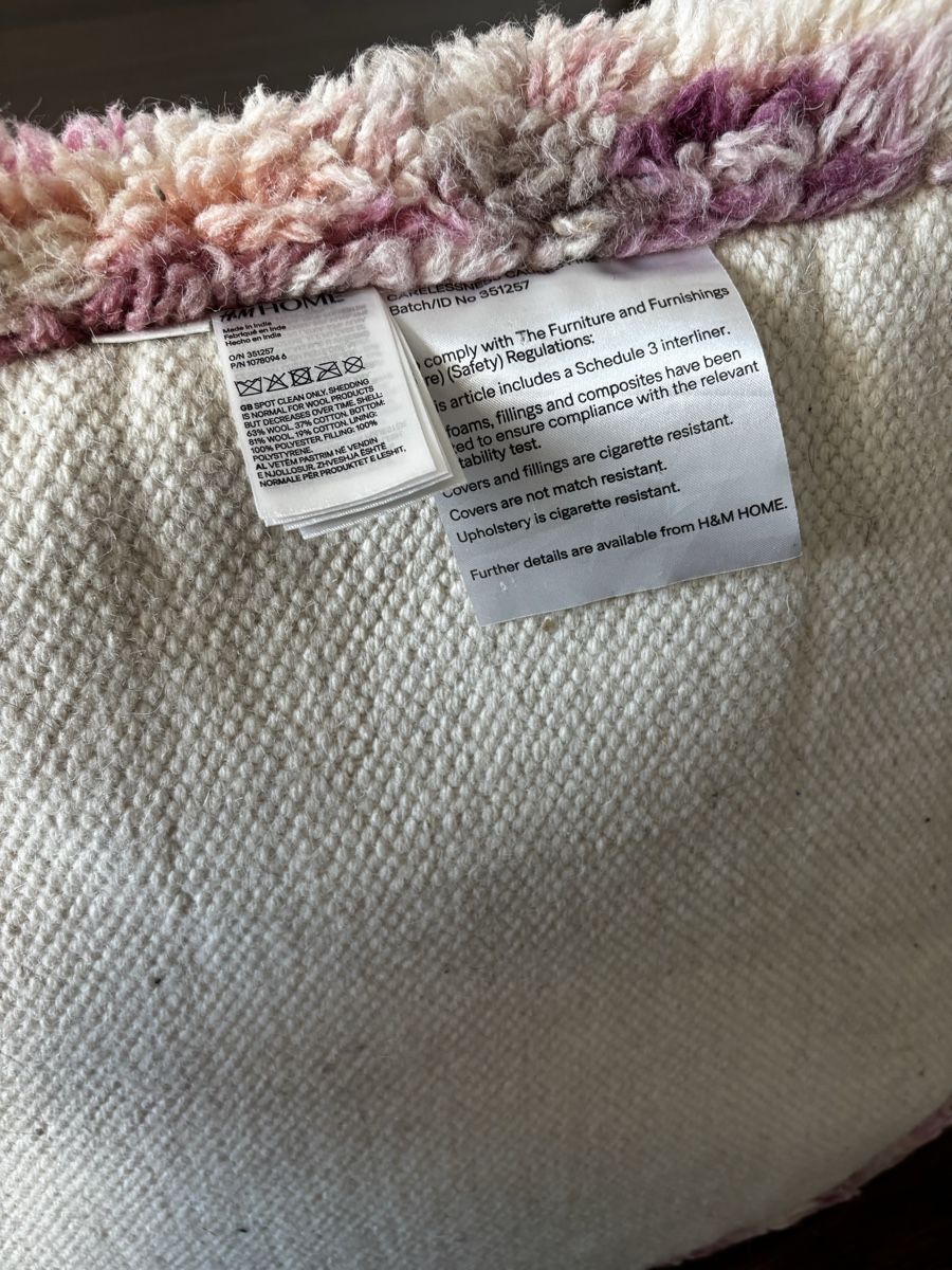 H&M Cuscini: Pouf Sitzsack Sitzkissen H&M Home – Usato da Zürich venduto da kleinervogel 2