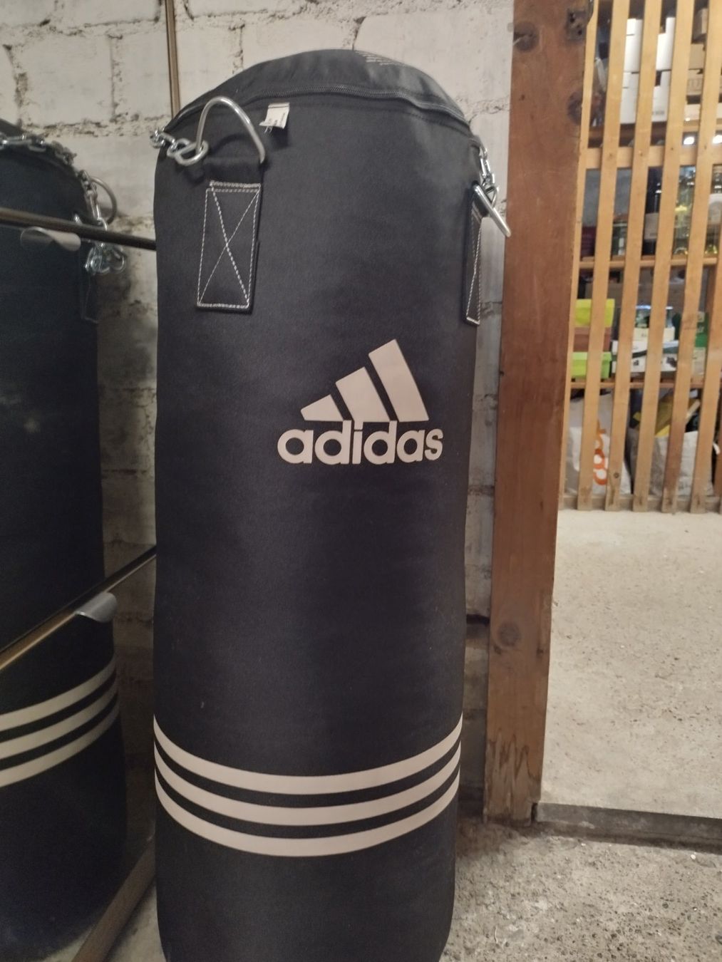 Sacchi da boxe: Boxsack plus 2x Boxhandschuhe – Usato da Emmenbrücke venduto da 65charly