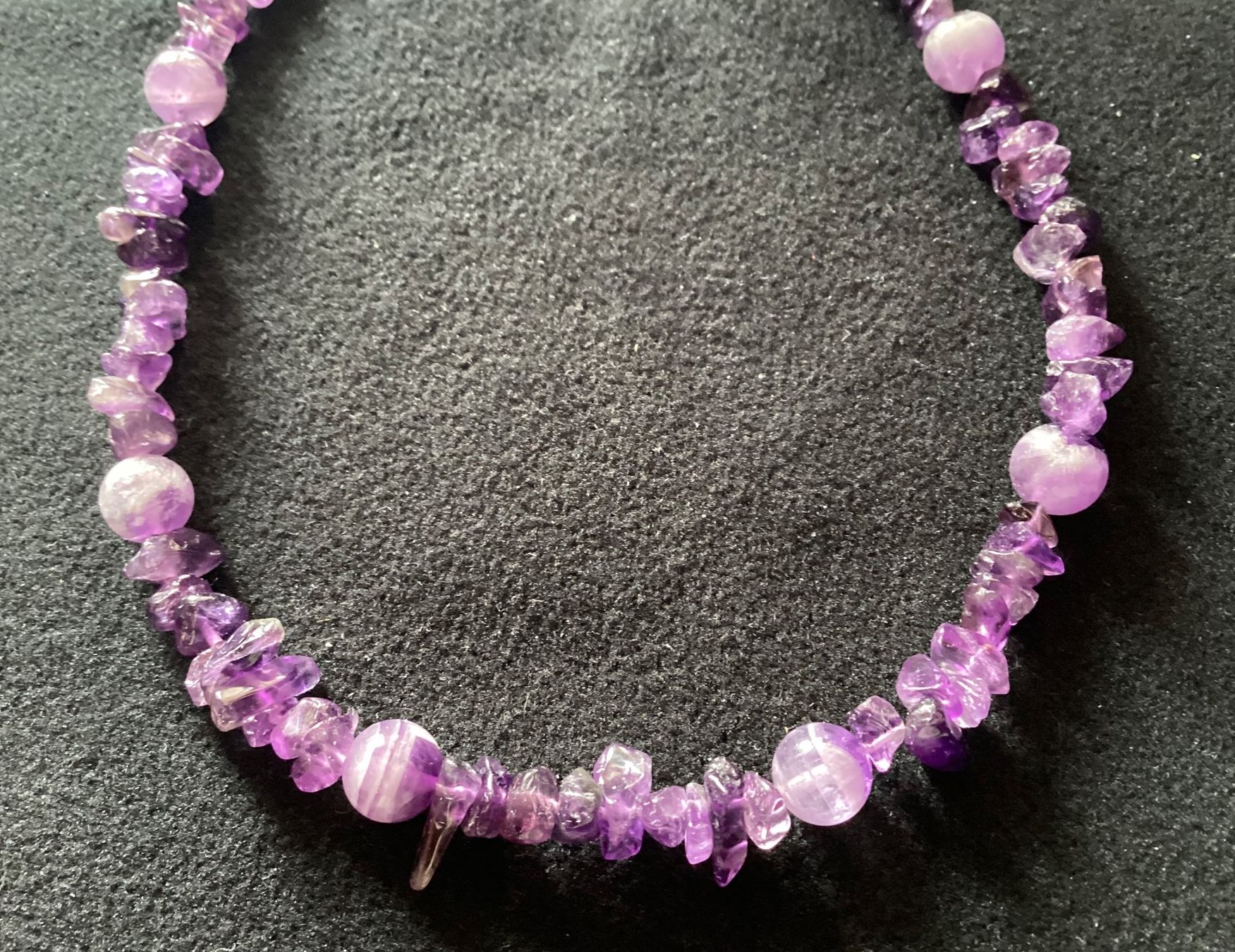 Catenine: Wunderschöne Heilstein Edelstein Splitterkette: Amethyst – Nuovo e nell'imballaggio originale da Laax venduto da kri_95f5