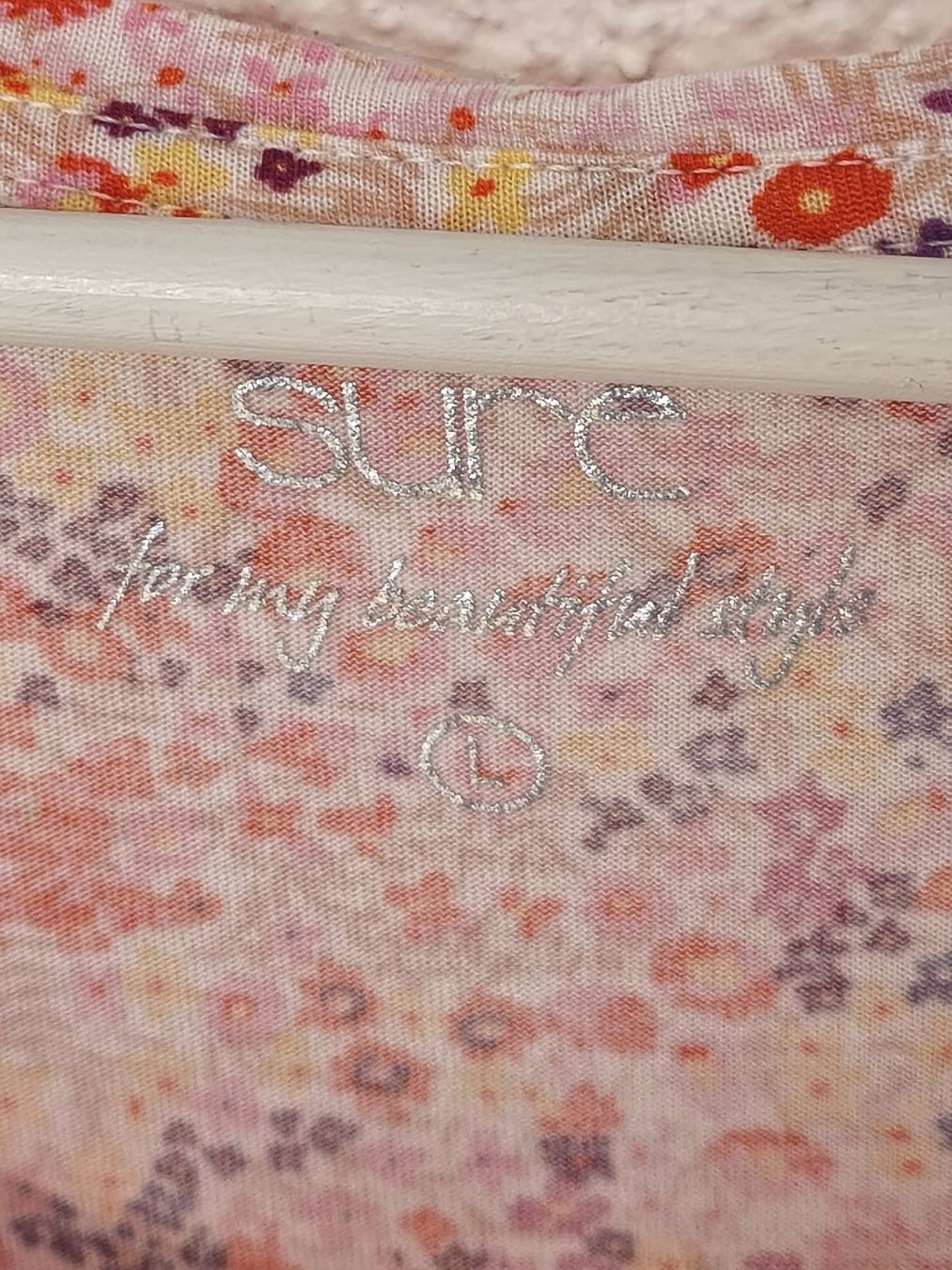 T-shirts: Sure! Shirt mit Blumenmuster, Grösse L, – Neuf (Voir description) à Emmetten par SecondhandSiska 4