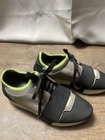 Baskets basses Balenciaga noires grises occasion