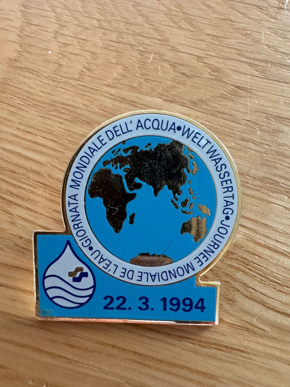 Placchette & Badge: Pin / Anstecker Weltwassertag 22.3.1994 – Usato da Winkel venduto da Schorley