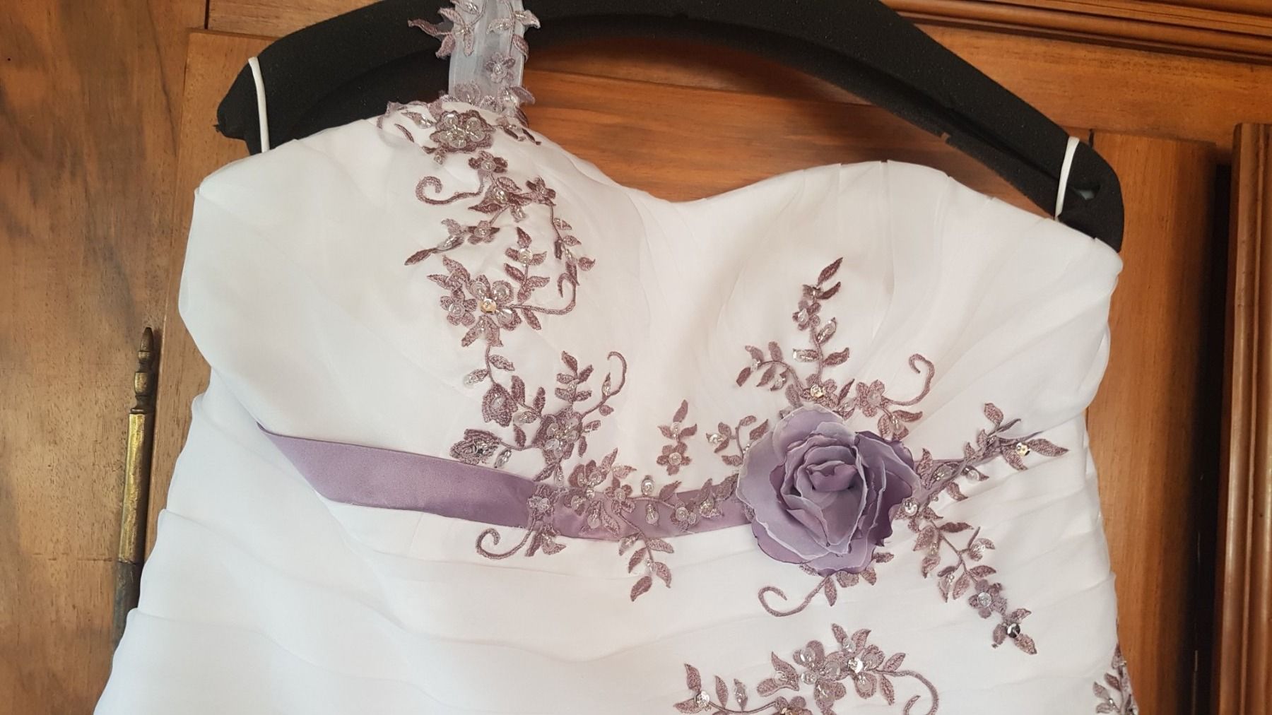 Vestiti: Brautkleid mit Schleppe Neu – Nuovo (secondo la descrizione) da Röschenz venduto da Zorro046 1