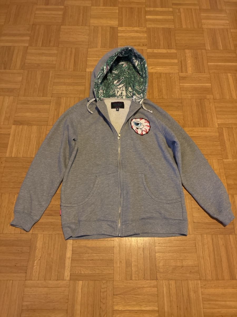 Gilet & Giacche: Jacquette à capuche grise - Taille M – Usato da thonex venduto da Ktoun 4