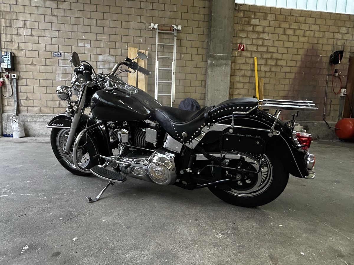 Harley-Davidson Chopper: Harley-Davidson FLSTC HSC, mit revidiertem Motor. – Usato da Frauenfeld venduto da Yoda2umi 1