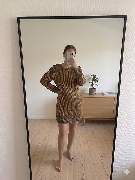 Kleider: Rückenfreies Partykleid – Gebraucht aus Oberglatt ZH von gin_ht6j