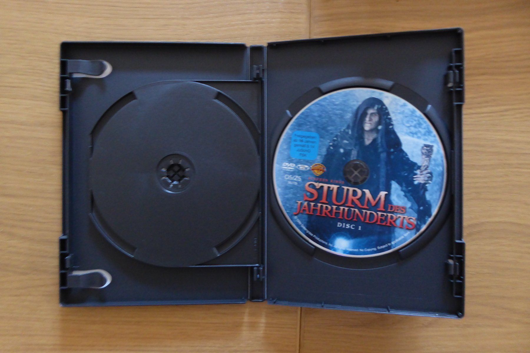 Alle DVDs: 2x DVD Stephen King Sturm des Jahrhunderts – Gebraucht aus Allschwil von Summelsarium 4