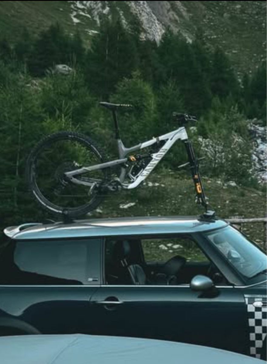 Cavalletti per biciclette: Porte-vélo à ventouses – Nuovo (secondo la descrizione) da Muraz (Collombey) venduto da Osearafrumoasa 1
