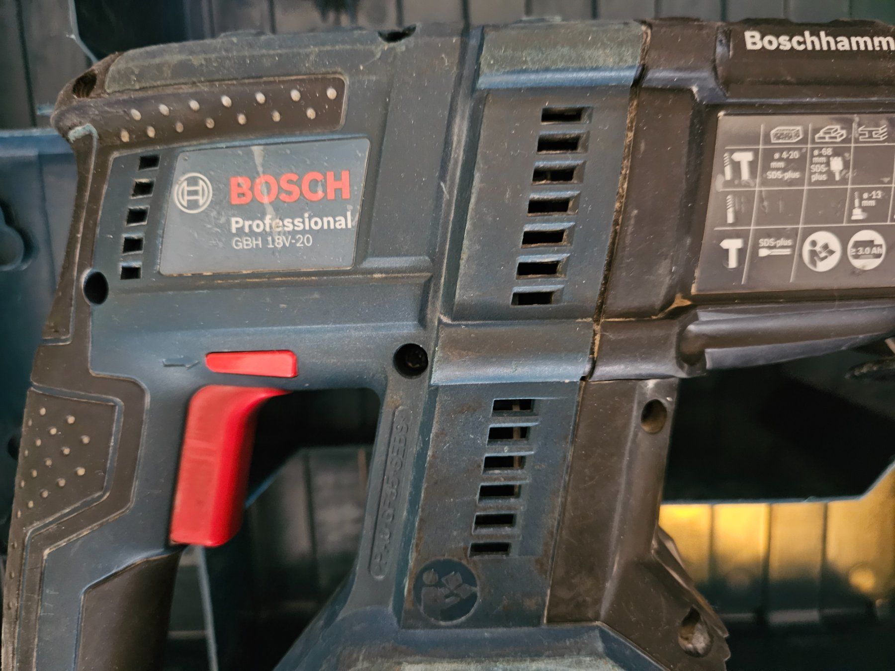 Bosch Bohrmaschinen: Bosch GBH 18V-20 – Gebraucht aus Zürich von Shahabmusic21 3
