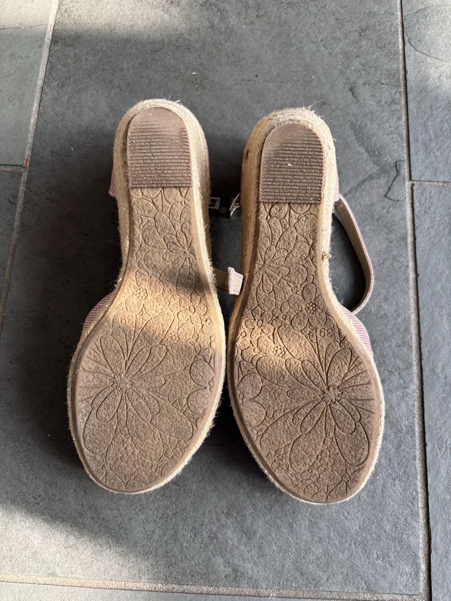 Damenschuhe: Pumps Damen – Gebraucht aus Münsingen von Richigen 1