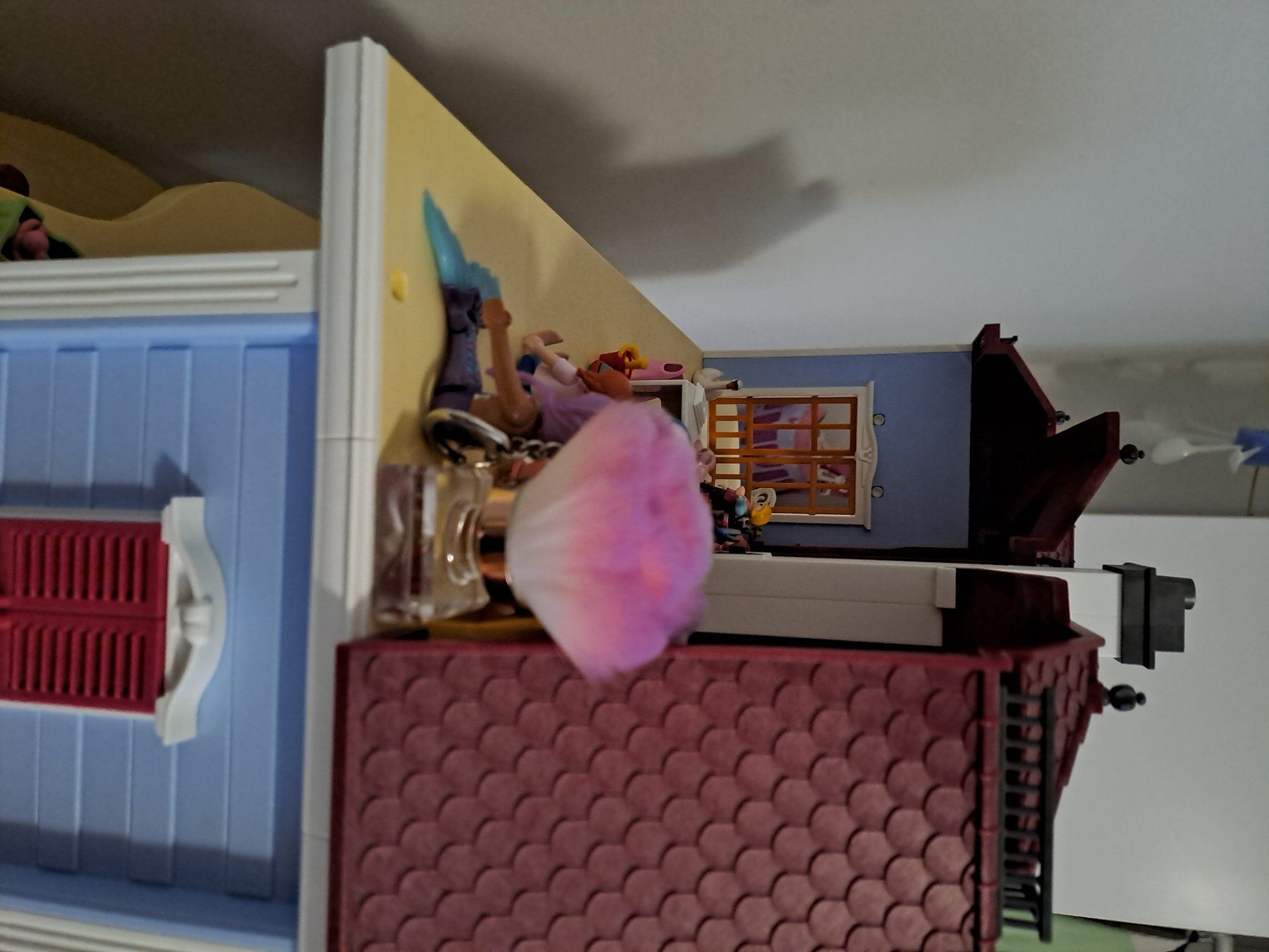 Playmobil Giocattoli: Grosses Playmobil Haus – Usato da Zürich venduto da Simonikus 5