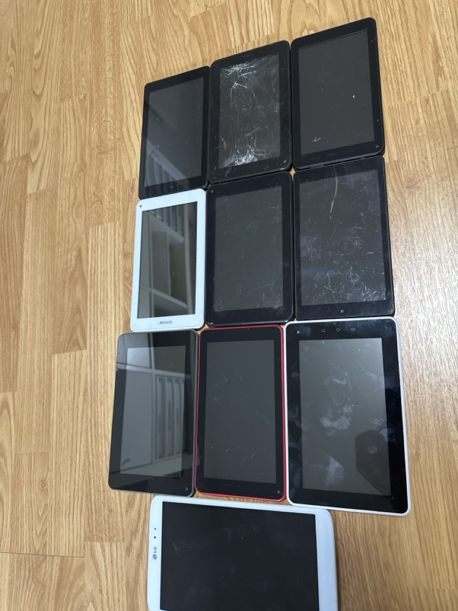Tablet PC: 10 Tablet Mix different sizes   – Difettoso da Riehen venduto da Top-Quality 6