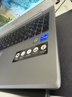 Medion 17 Zoll 11. Gen. i5 16Ram 512Ssd NVidia Gpu
