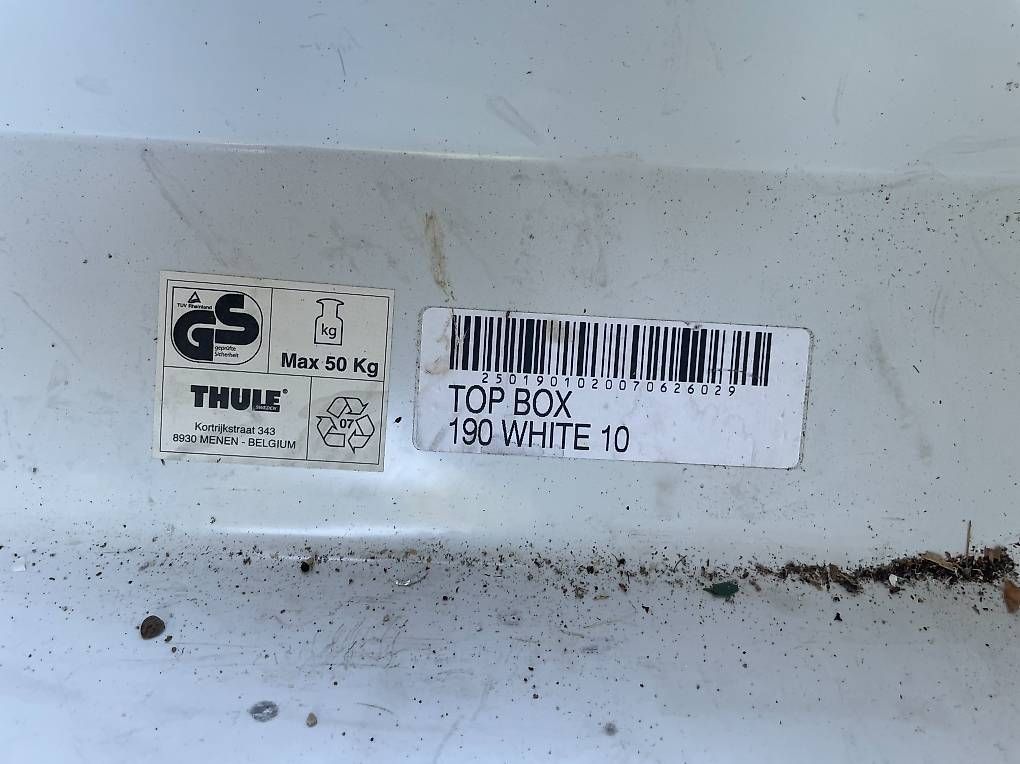 Box da tetto: Thule Top Box 190 Dachbox weiss – Usato da Bolligen venduto da gas_5c6b 3