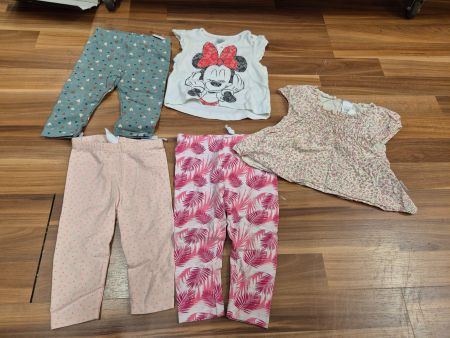 Mädchen Kleiderpaket Grösse 74, Leggings und T-Shirt K1