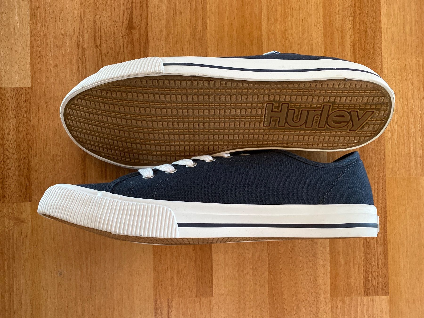 Scarpe da uomo: Hurley Turnschuhe Gr. 11M neu – Nuovo e nell'imballaggio originale da St. Gallen venduto da mai_gd7k 1