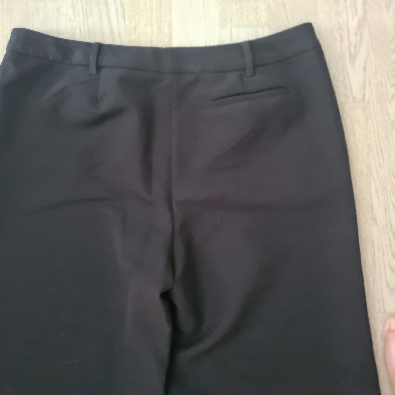 Pantaloni: Damen Hosen Gr. 42 Schwarz – Usato da Steinen venduto da turbogeiss99 5