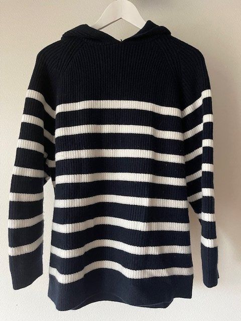 Zara Pullover & Sweatshirts: ZARA Pulli Gr. M – Gebraucht aus Basel von PinkPong 2
