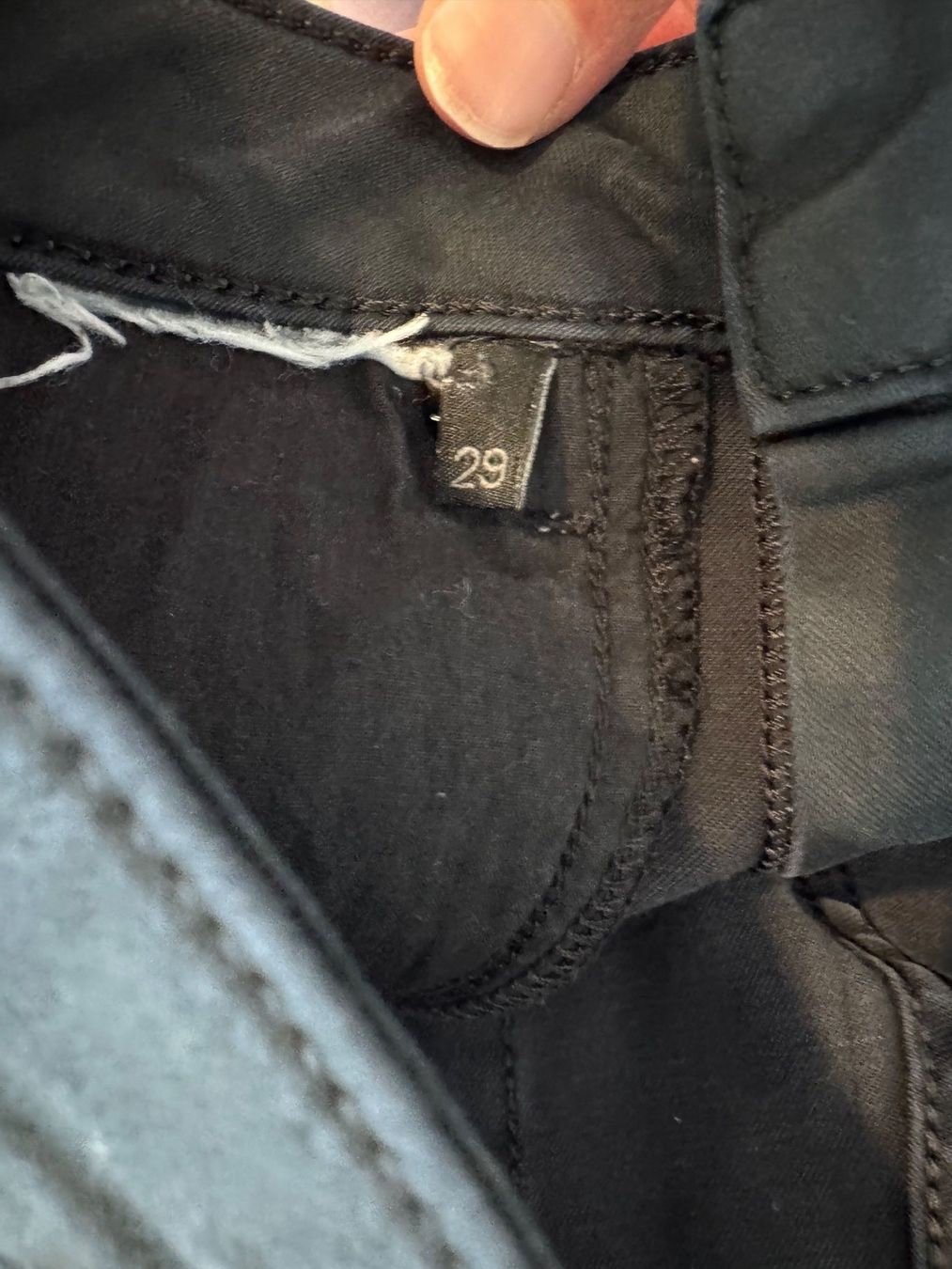 Hosen: Hose Guess – Gebraucht aus Arbon von flowerandfound 3