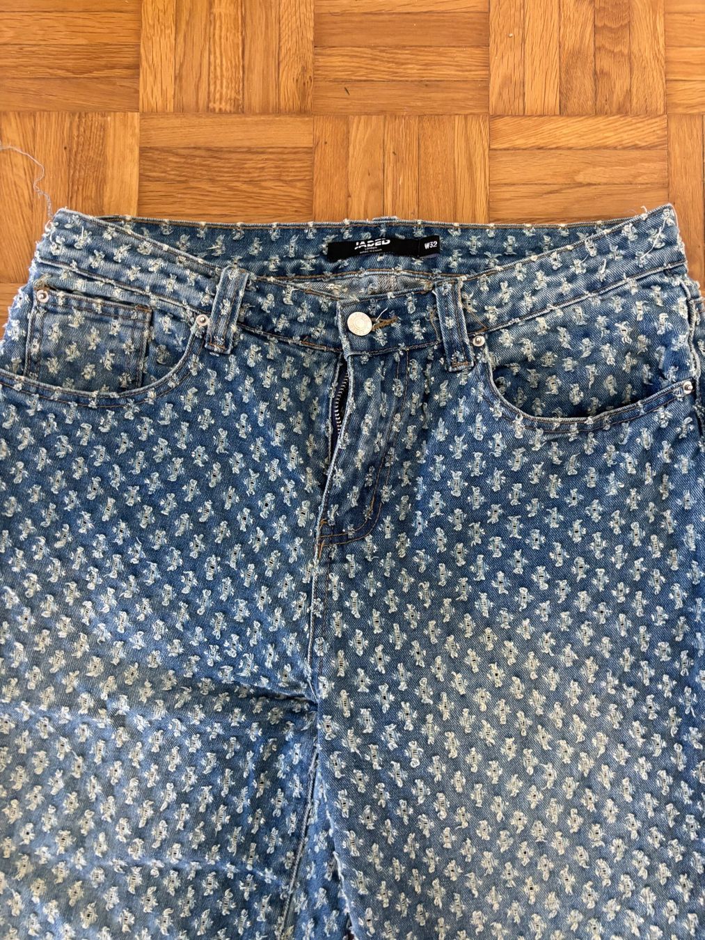 Jaded London Jeans: Jaded London distressed Jeans – Usato da Bern venduto da l_schweizer14 1