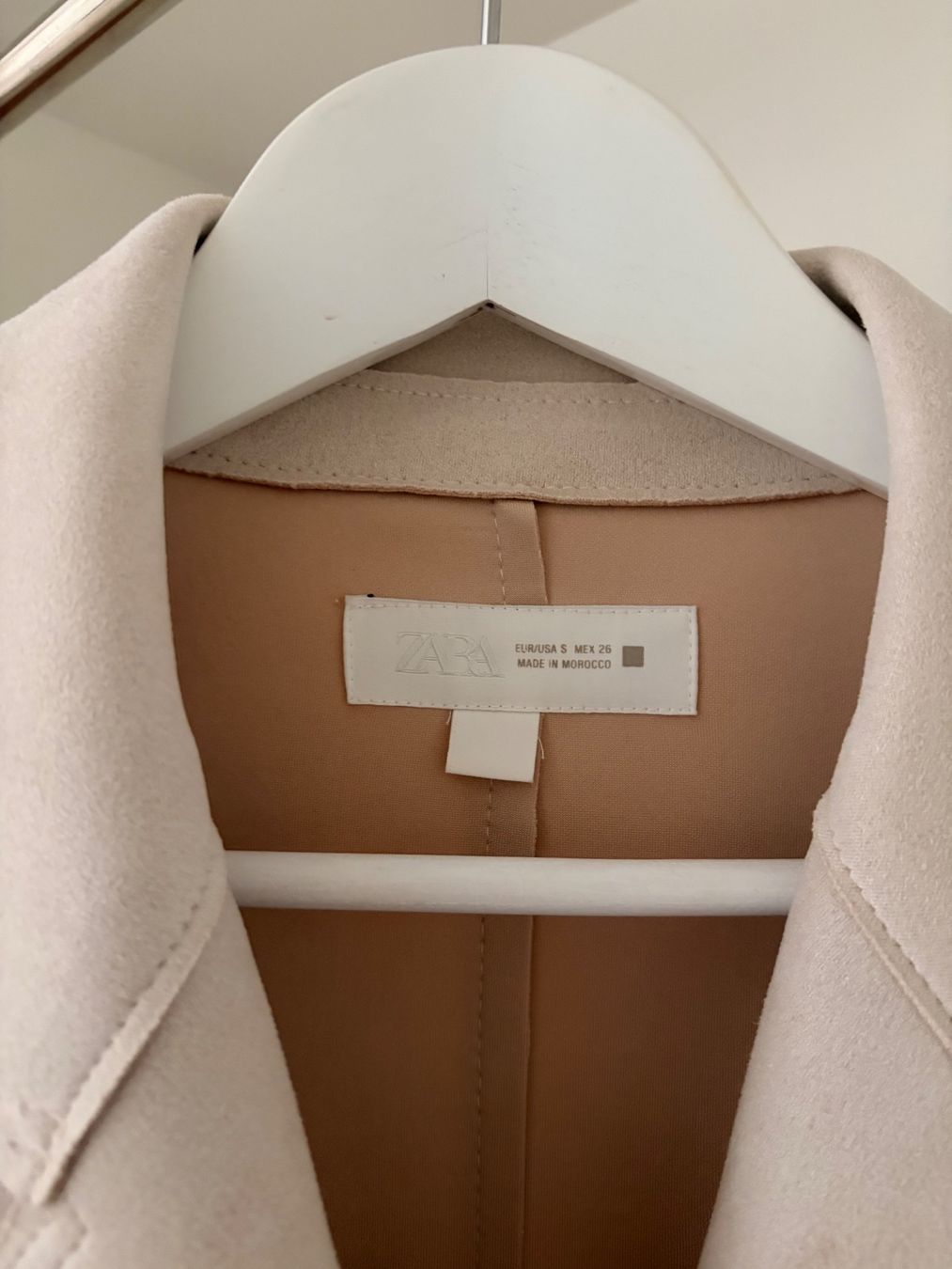 Zara Manteaux: ZARA Beige Coat Size 36 New Condition – D'occasion à Basel par Ale.atho 1