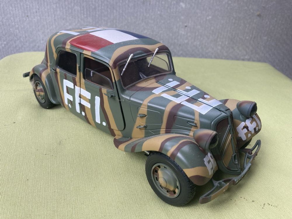 Miniature Solido – Citroën Traction Avant 1938, échelle 1/18, Super état, Collection