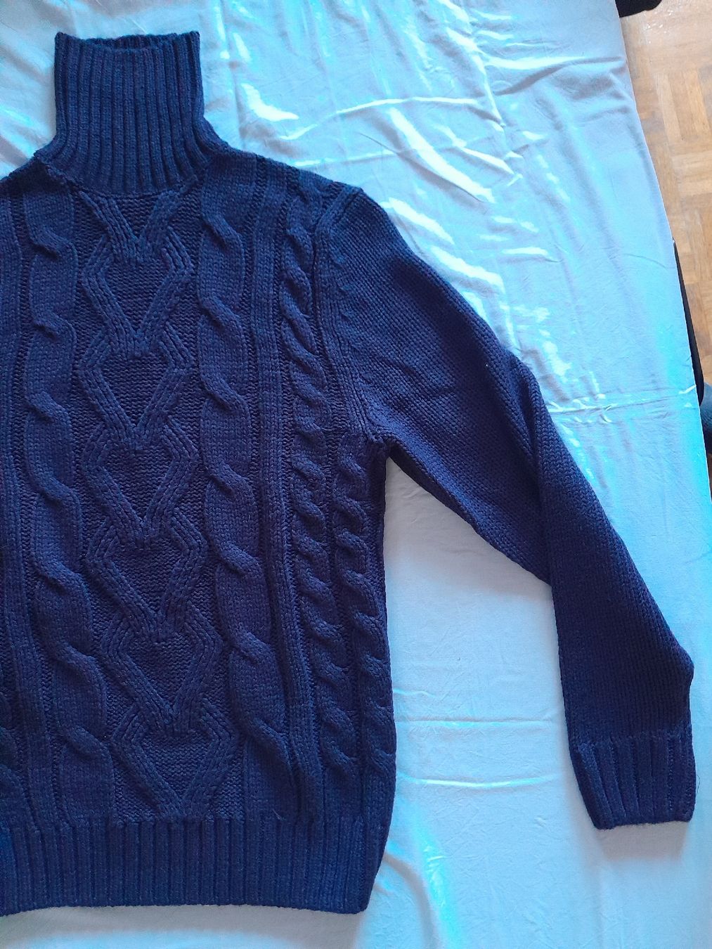 Maglioni & Felpe: Pull monoprix bleu marine taille M – Usato da Genève venduto da ang_fd8z 2