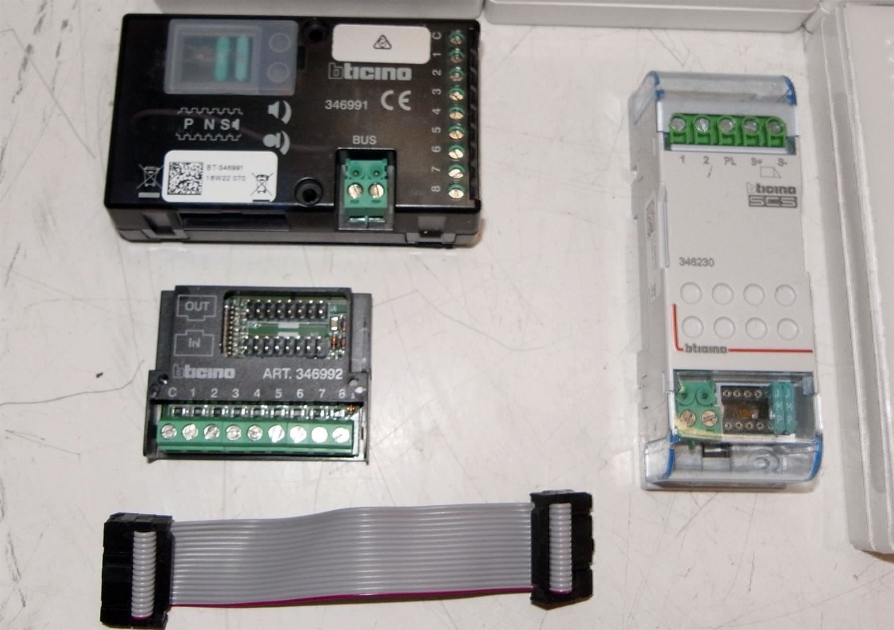 Componenti elettronici: Legrand/Bticino Sprechanlage Classe 100 – Usato da Männedorf venduto da livesteam 2