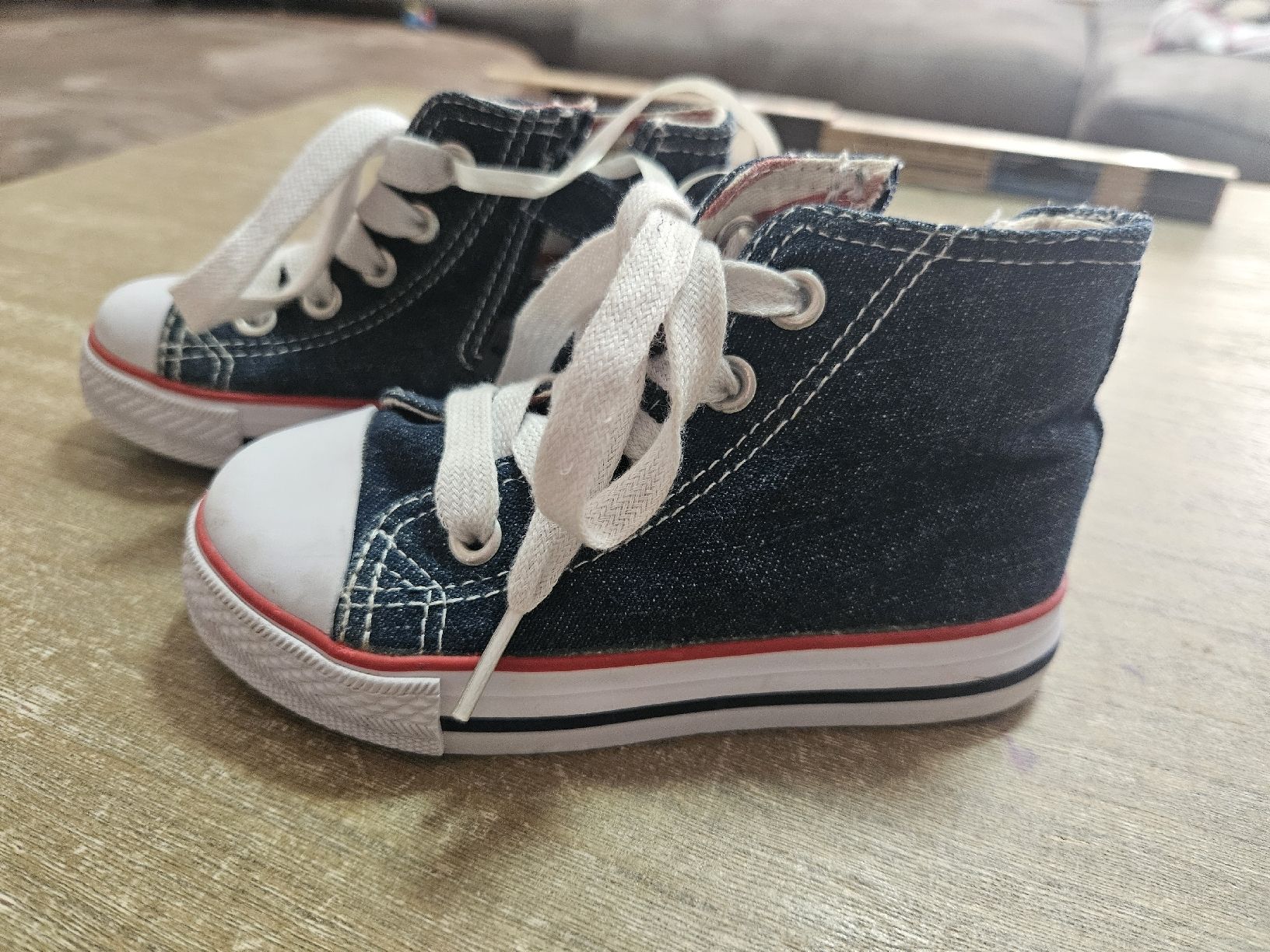 Scarpe per ragazzi: Denim Schuhe, Grösse 25 – Usato da Horw venduto da Zedy01 3