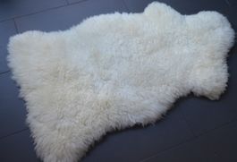 Schaffell  Naturleder / cuir de mouton naturel 63 x 106 cm