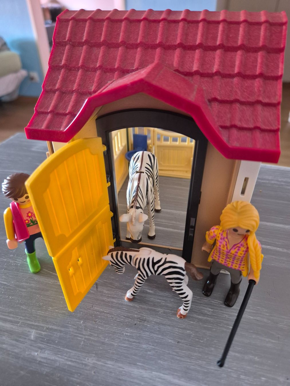 Playmobil Giocattoli: Zebra mit Fohlen, Pfleger – Nuovo (secondo la descrizione) da Fahrweid venduto da Fischwasser6 3