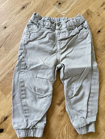 Jeans Baby Grau Gr.86/92 George.