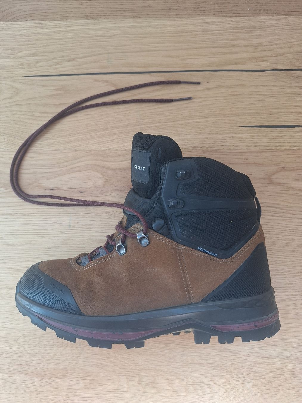Decathlon Scarpe da donna: chaussures de randonnée décathlon 40 – Usato da Vicques venduto da Mayou.chap67 1