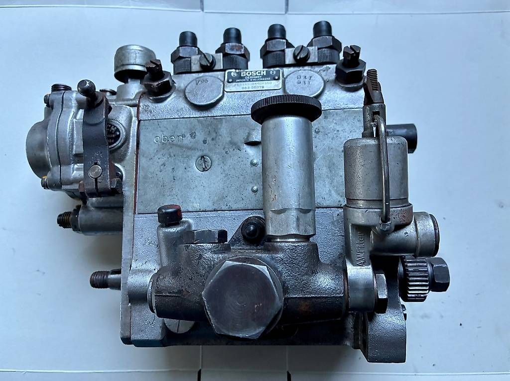 Trattori: Bosch Einspritzpumpe  / EP/M 60A 102d – Usato da Andeer venduto da kukcar61