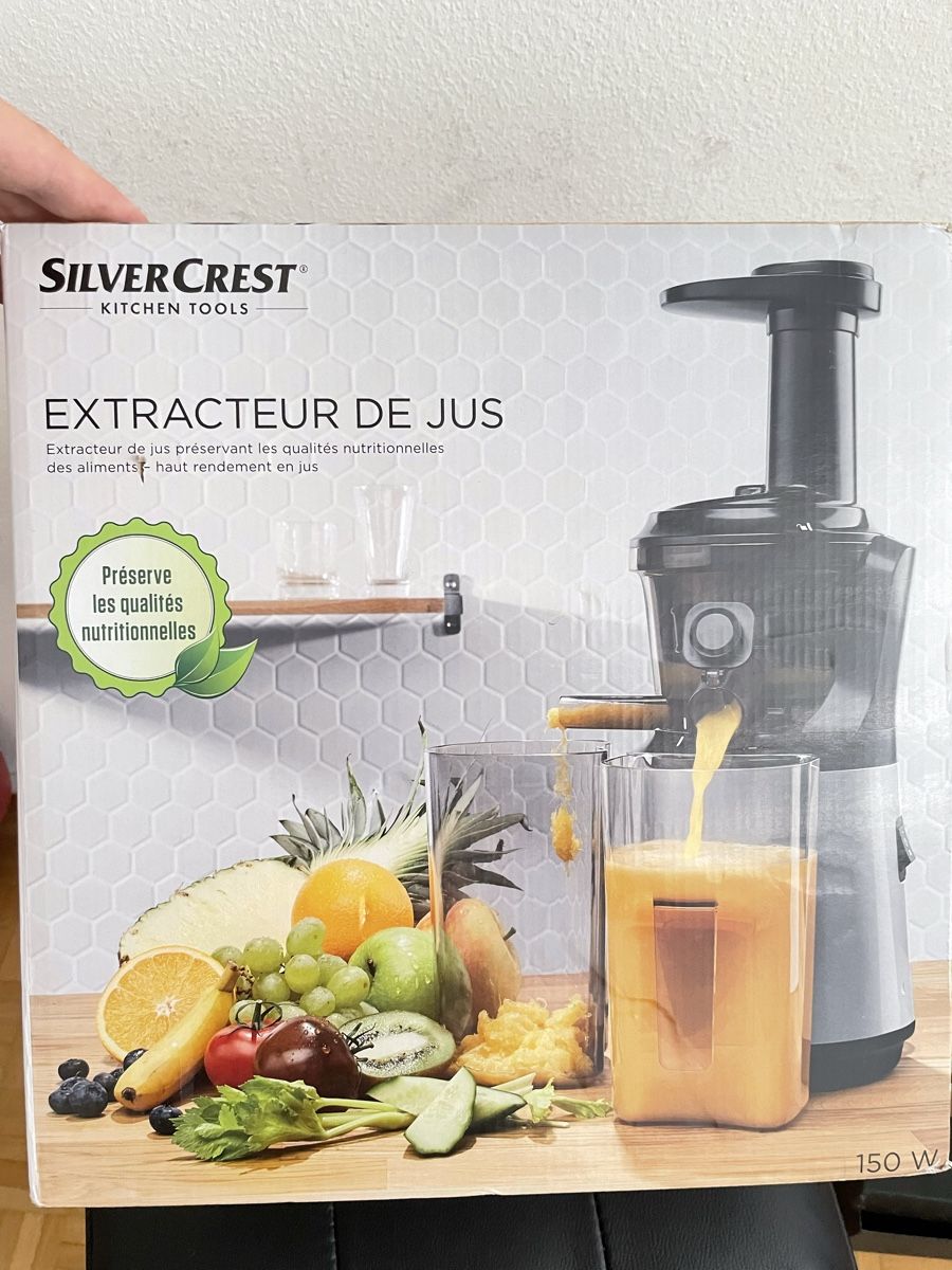 Appareils de cuisine: New Juicer SILVERCREST with Accessories – Neuf avec emballage d'origine à Basel par oiv_cd69