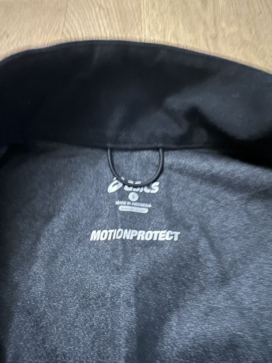Asics Giacche: ASICS MotionProtect Gore Windstopper Jacke Jacket Gr S – Usato da Ebmatingen venduto da dartim 2