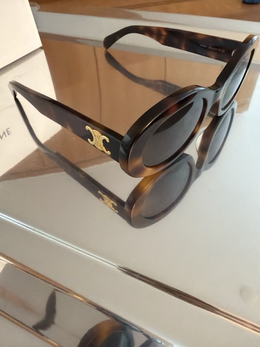 Celine Lunettes & Verres: Celine Sonnenbrille – Neuf (Voir description) à Rapperswil SG par aid_7cyg 1