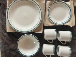 Geschirrset Teller Dessertteller Schalen Tassen