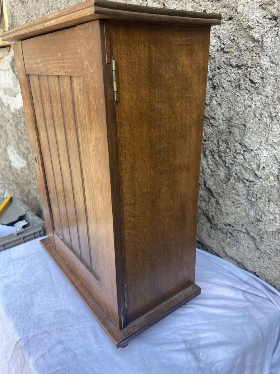 Armadi: Kleines Wandschränkchen Aphothekerschränkchen – Usato da Brienz BE venduto da hey_z9vg 3