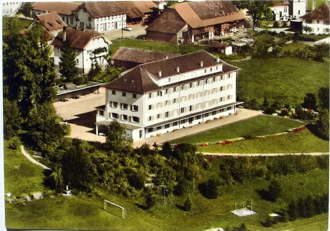 Ansichtskarten: MATRAN FR Flugfoto Collége St. Joseph – Gebraucht aus Jona von philajona