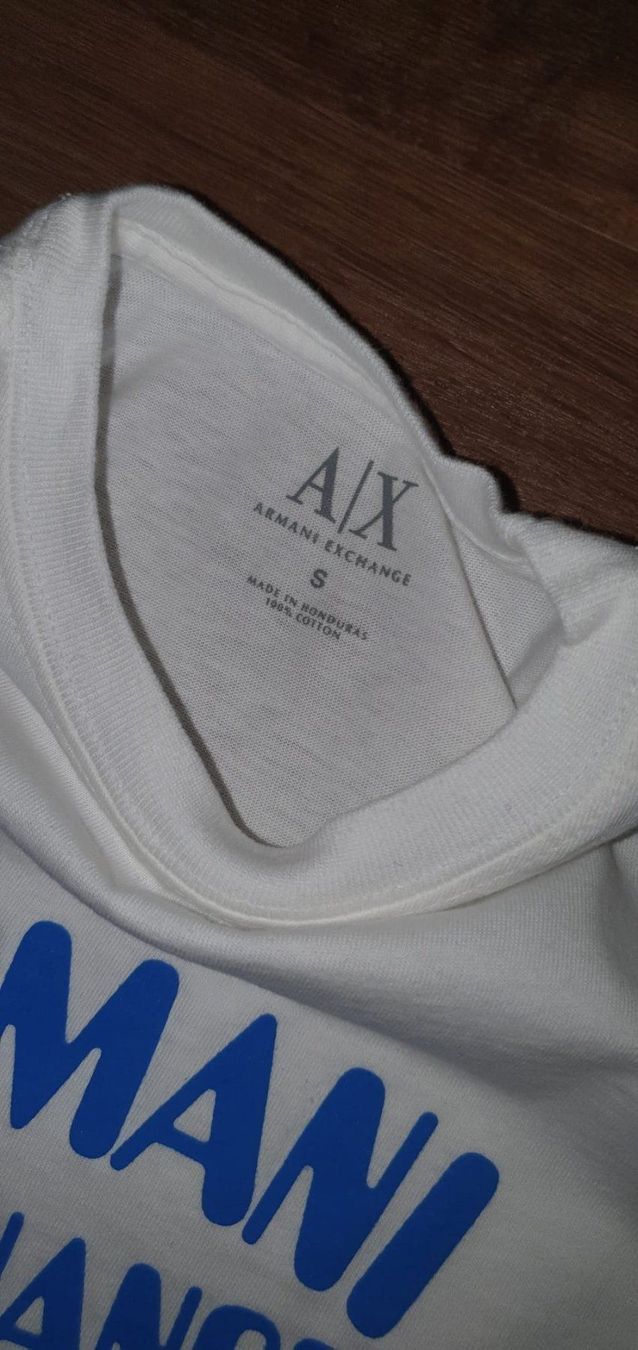Armani T-shirt: T-shirt Armani Exchange neuf – Nuovo e nell'imballaggio originale da St-Sulpice VD venduto da juhdu 3