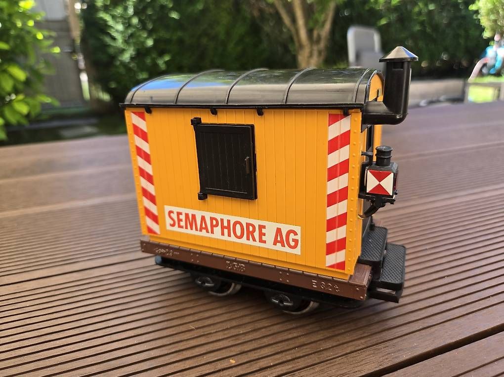 LGB Modellini di ferrovie: Wagon de chantier LGB 40480 Semaphore – Usato da Satigny venduto da Gatoil