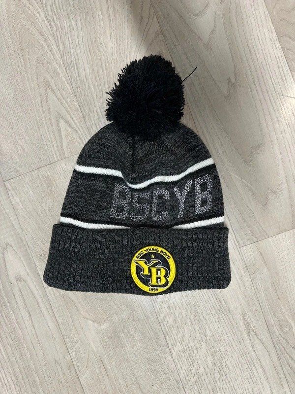 Copricapi, berretti & cappellini: New Era BSC Young Boys Winter Beanie – Usato da Bellinzona venduto da LA-ropa-de-Juan 4