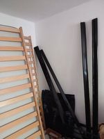 2 schwarze Metallbetten 90x200