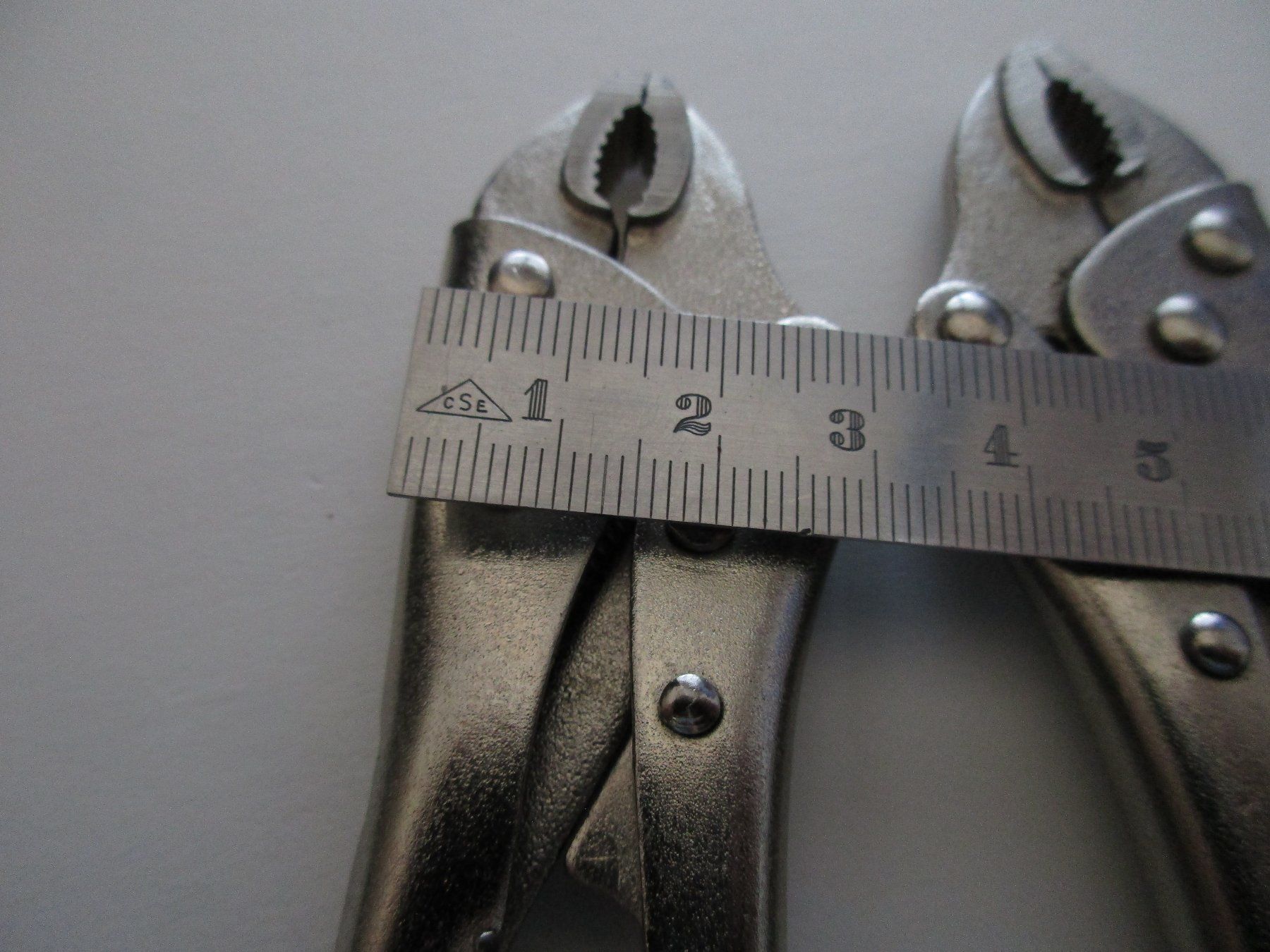 Alle Werkzeuge: Zwei Klemmzangen Set Metall – Gebraucht aus Niederwil AG von Cembalo 3